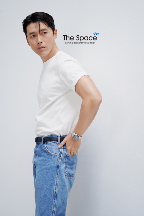 「ARENA HOMME+ × OMEGA」2025 撮影現場カット